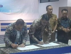 Bank NTT dan Bank Jatim Resmi Tandatangani MoU Pembentukan KUB