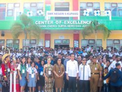 Hak Tunjangan Sertifikasi Safirah Kepala SMKN 5 Kupang Raib Sejak Bebas Jabatan